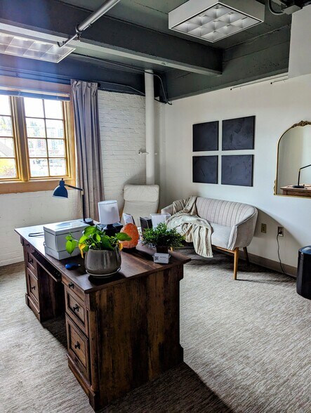 More Photos Of 157 S Howard St, Spokane Office For Lease