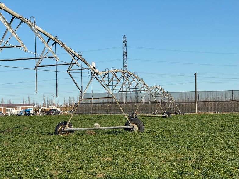 More Photos Of SWC Road 27 SW & Road P SW Rd @ Road P SW, Mattawa Land For Sale