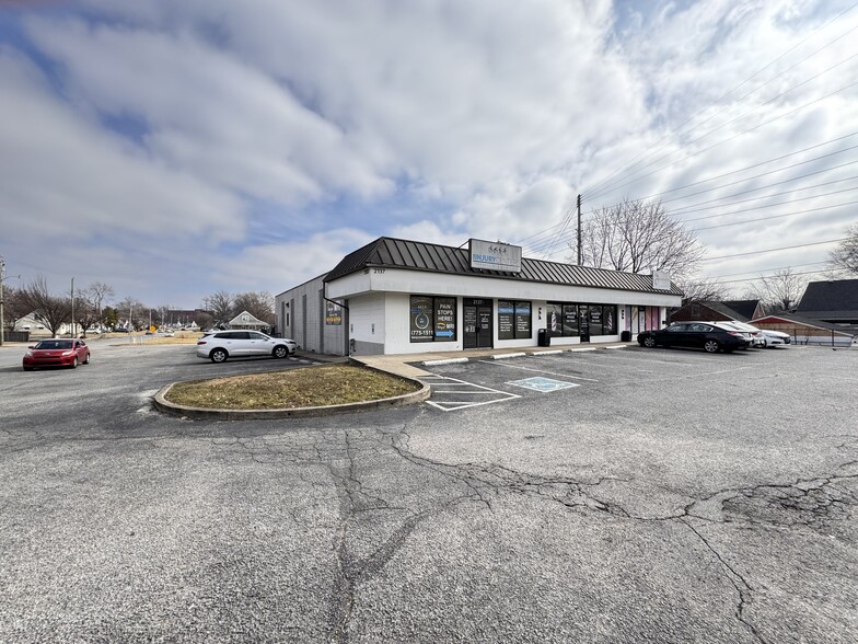 Primary Photo Of 2137-2141 Dixie Hwy, Louisville Office Residential For Sale