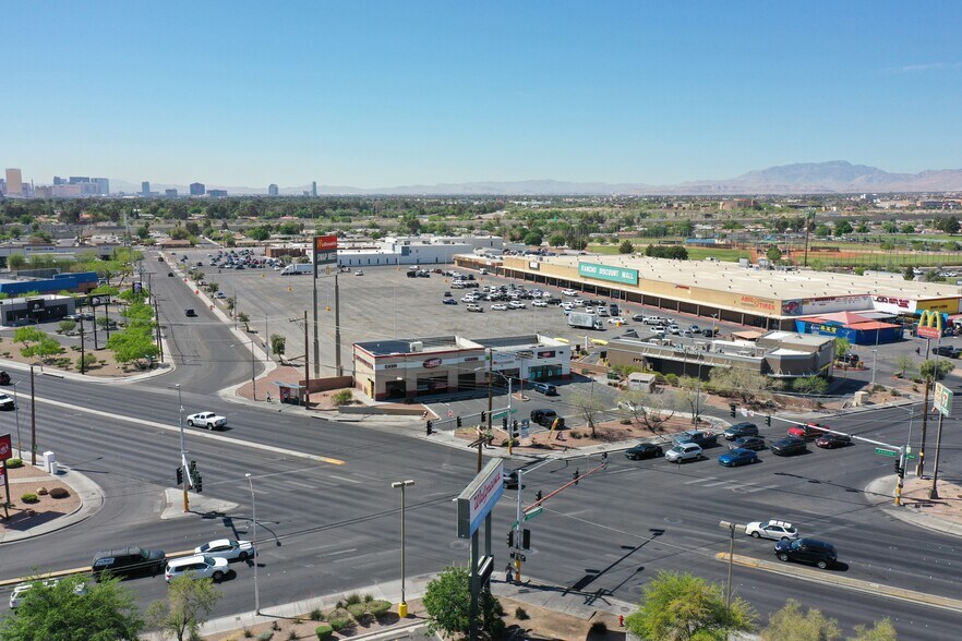 More Photos Of 2801 W Washington Ave, Las Vegas Freestanding For Lease