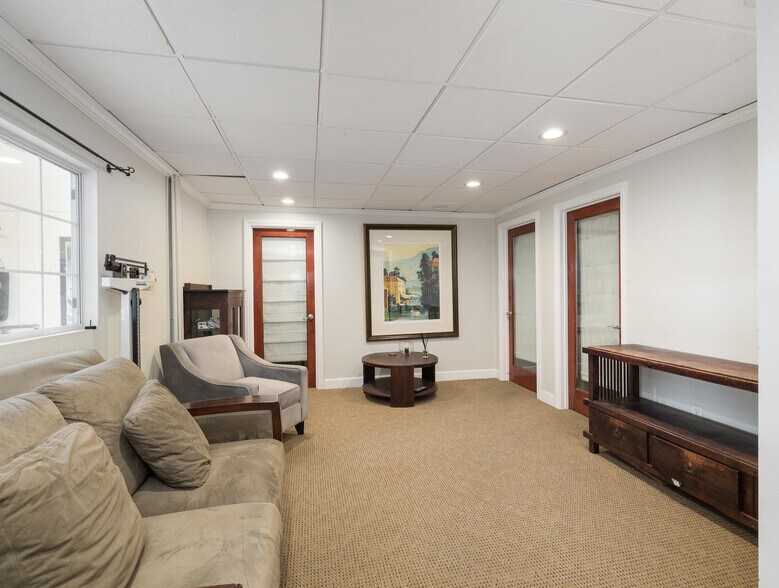 More Photos Of 240 Center St, El Segundo Loft Creative Space For Sale