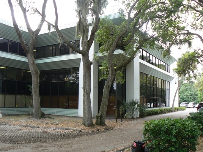 More Photos Of 2477 Stickney Point Rd, Sarasota Medical For Sale