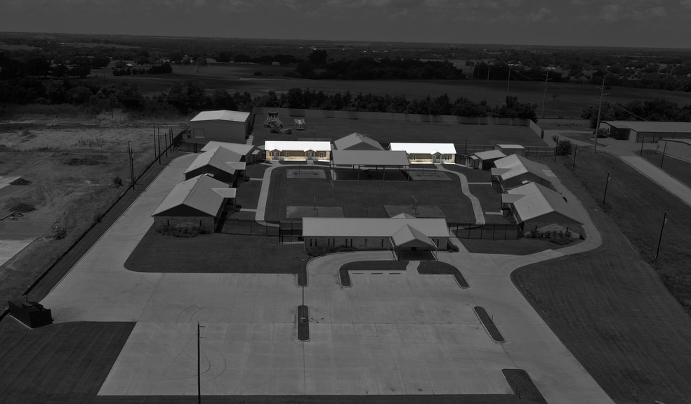 More Photos Of 4150 Highway 36 S, Brenham Shelter For Sale