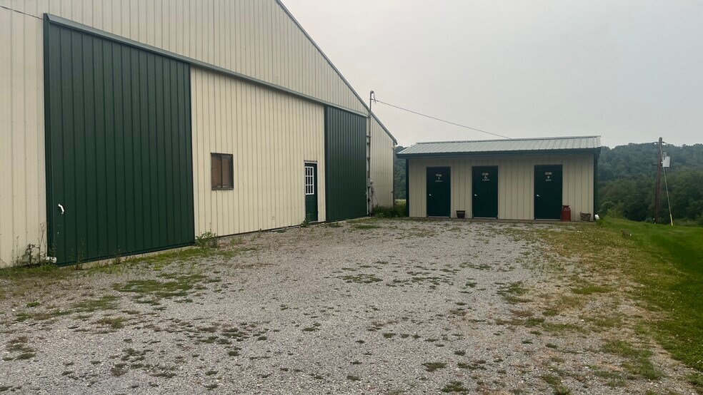 More Photos Of 1504 Smith Township State Rd, Burgettstown Flex For Lease