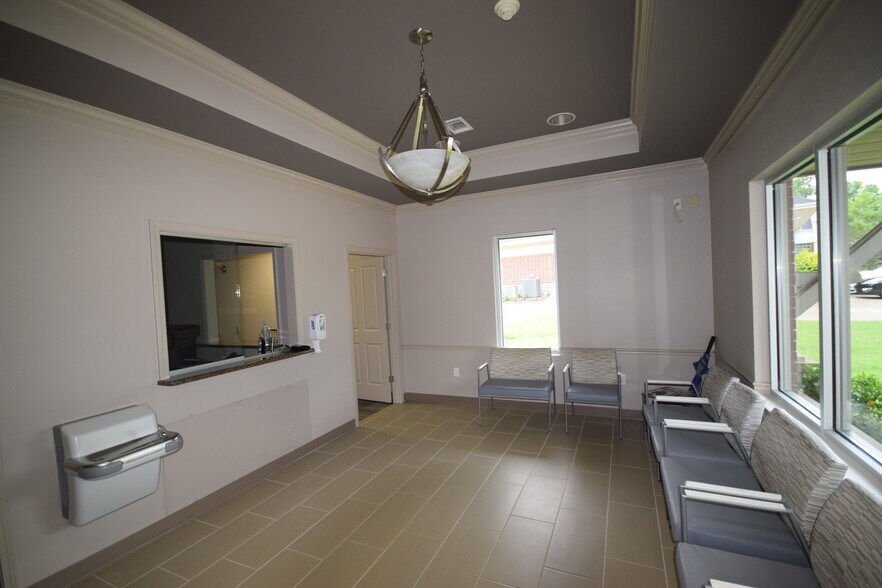 More Photos Of 3001 Twin Rivers Dr, Arkadelphia Medical For Lease