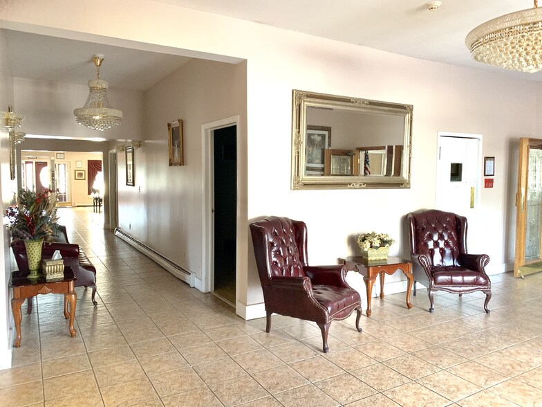 More Photos Of 746 Route 23B, Catskill Restaurant For Sale