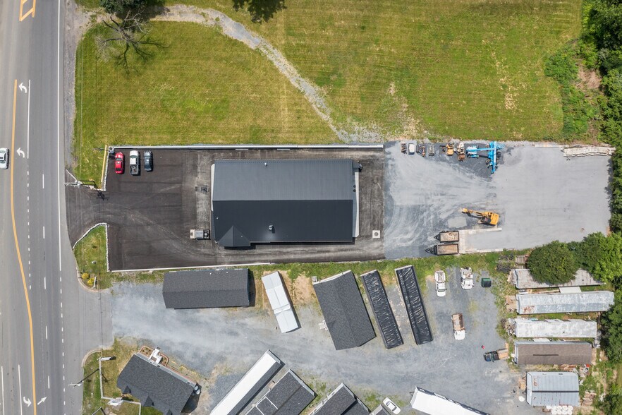 More Photos Of 815 N Main St, Mount Crawford Auto Repair For Sale