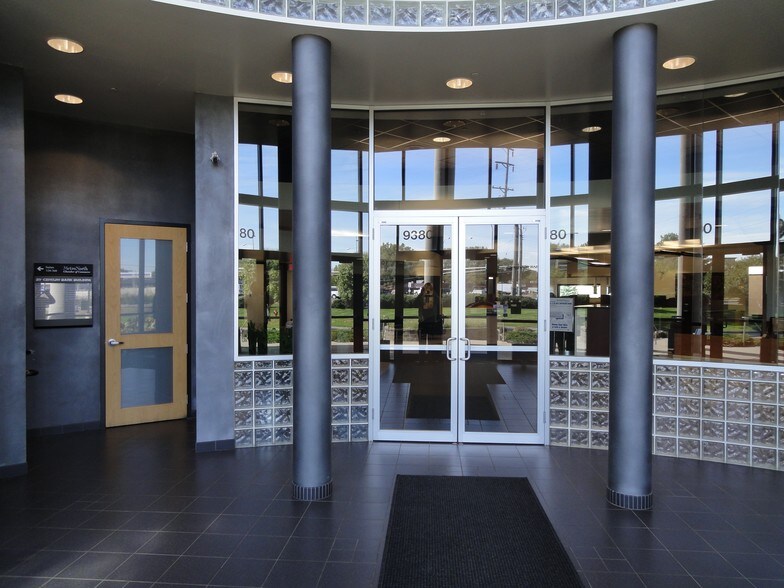 More Photos Of 9380 NE Central Ave, Blaine Office For Lease