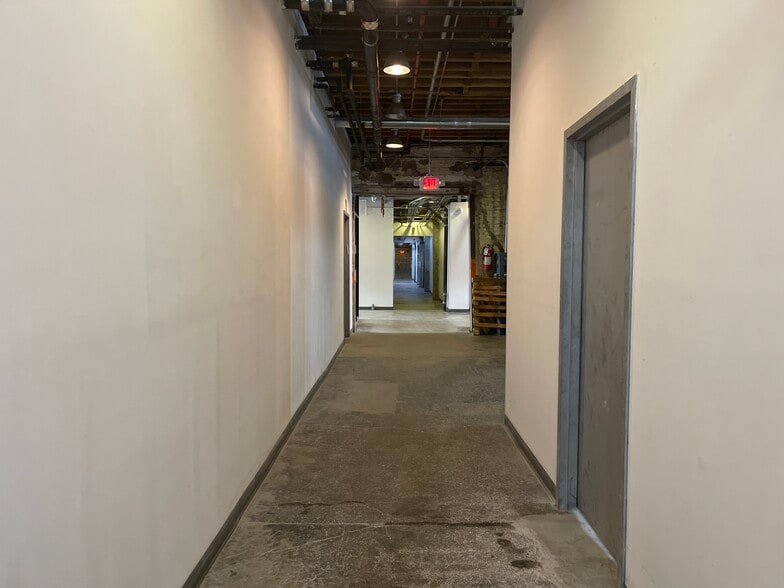 More Photos Of 55 Meadow St, Brooklyn Manufacturing For Lease