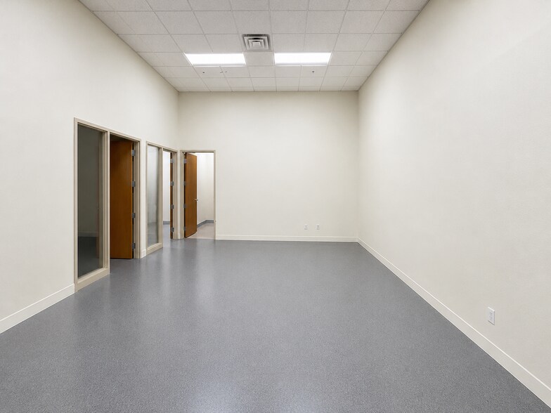 More Photos Of 5052-5092 S Jones Blvd, Las Vegas Medical For Lease
