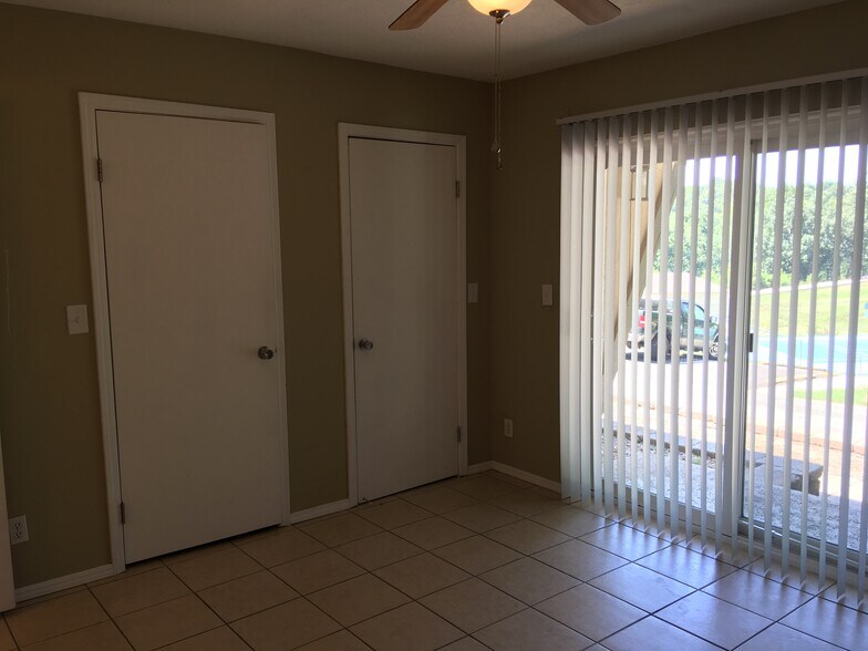 More Photos Of 4 Grand Lake Dr, Afton Apartments For Sale