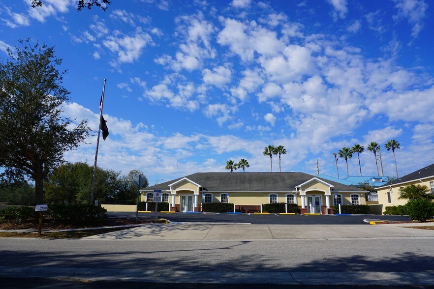More Photos Of 6937 Medical View Ln, Zephyrhills Medical For Lease