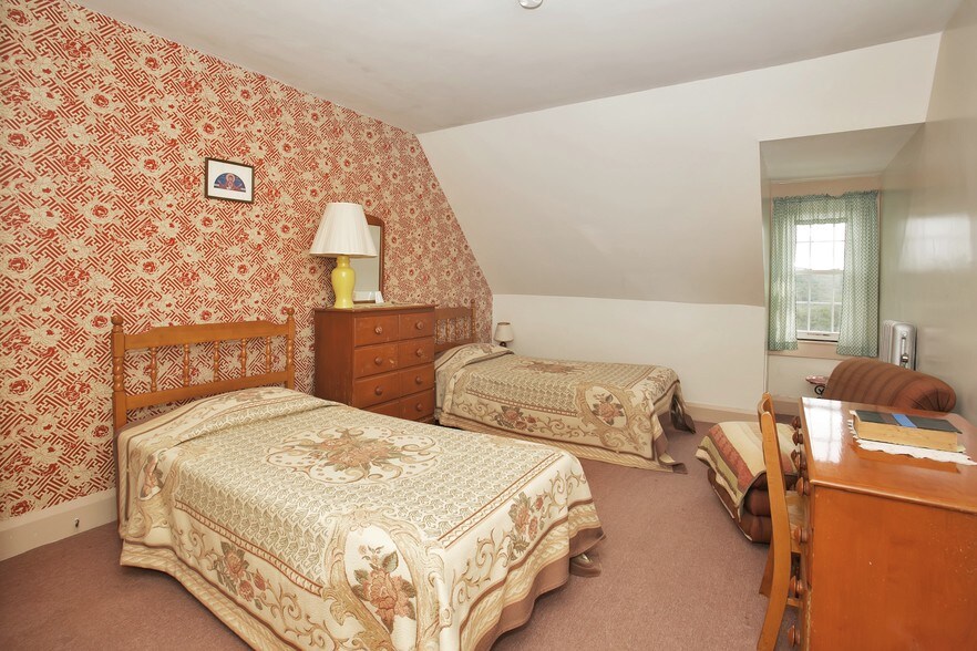 More Photos Of 150 Sister Servants Ln, Sloatsburg Lodge Meeting Hall For Sale