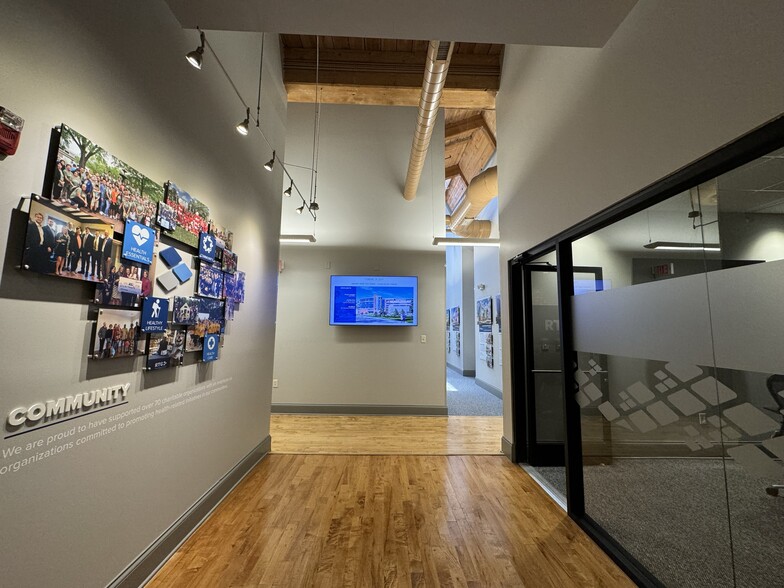 More Photos Of 2200-2300 Sutherland Ave, Knoxville Office For Lease