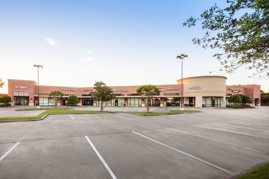 More Photos Of 1575 Grand Pky, Katy Unknown For Lease