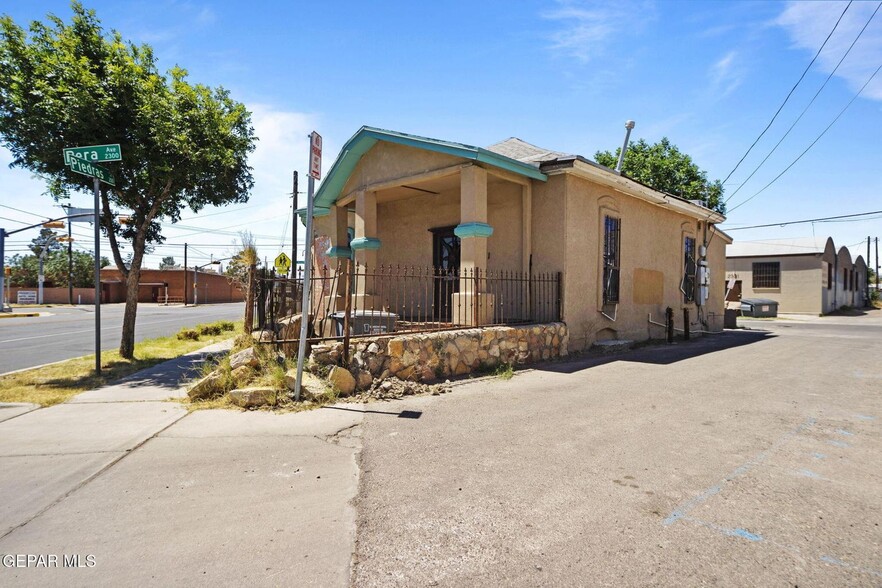 More Photos Of 211 S Piedras, El Paso Loft Creative Space For Sale