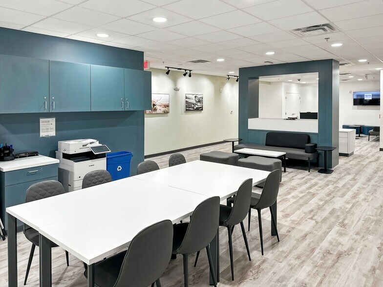 More Photos Of 3300 Gateway Centre Blvd, Morrisville Coworking Space