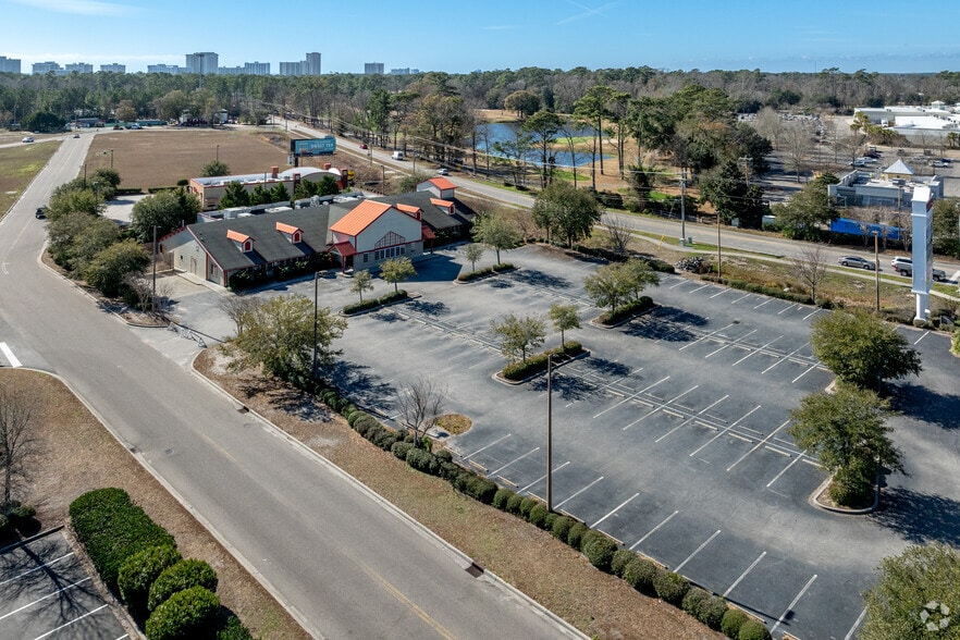 More Photos Of 10600 Kings Rd, Myrtle Beach Restaurant For Lease