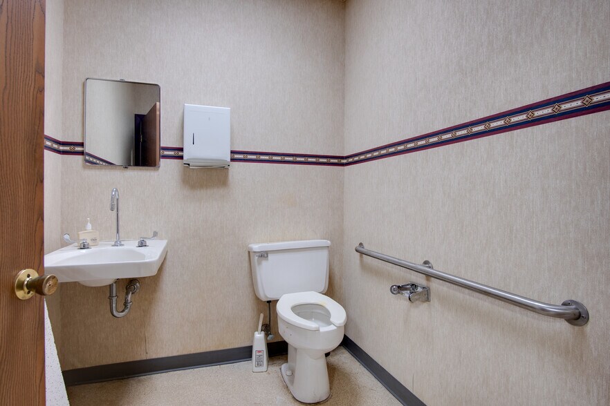 More Photos Of 526 Baltimore Blvd, Westminster General Retail For Sale