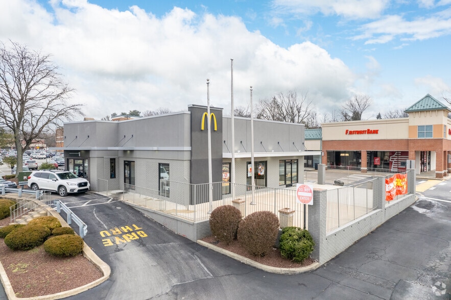 More Photos Of 1842 Bethlehem Pike, Flourtown Unknown For Lease