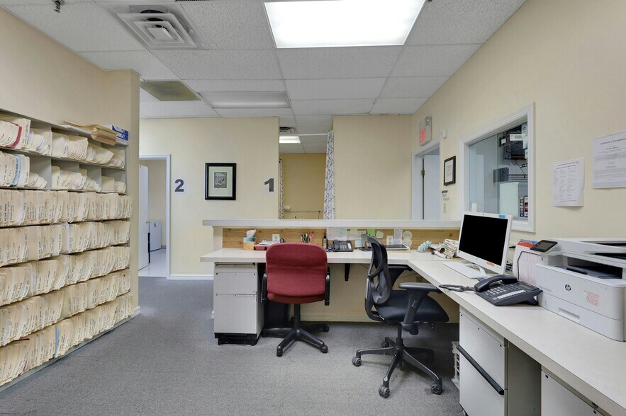 More Photos Of 1033 Clifton Ave, Clifton Medical For Sale