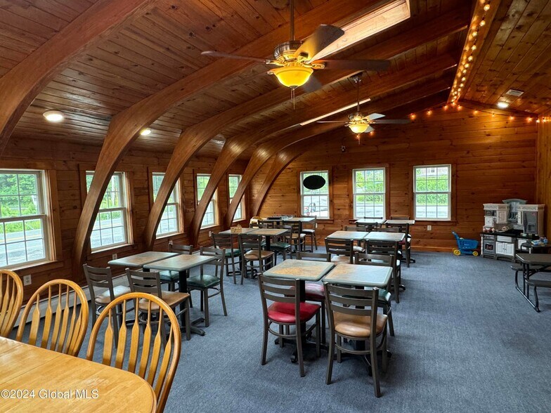 More Photos Of 5527-5531 Rte 7, Hoosick Falls General Retail For Sale