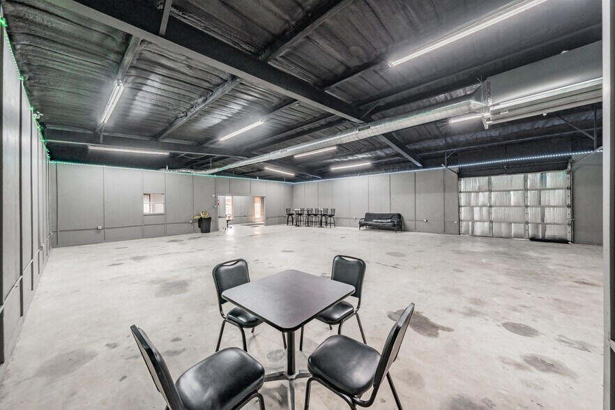 More Photos Of 4444 FM 933, Whitney Flex For Sale