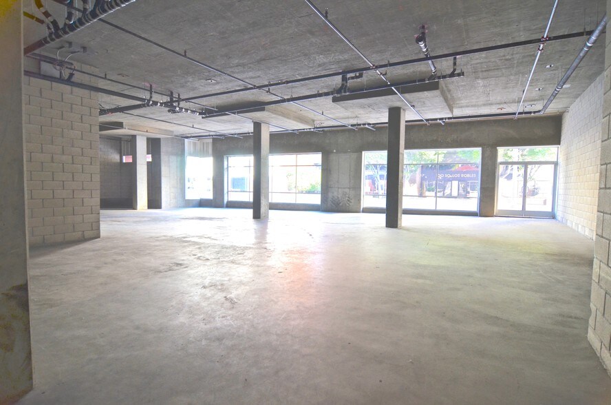 More Photos Of 119 S Los Robles Ave, Pasadena Apartments For Lease