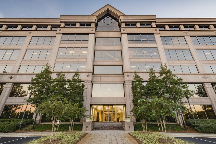 More Photos Of 500 Colonial Center Pky, Roswell Office For Lease