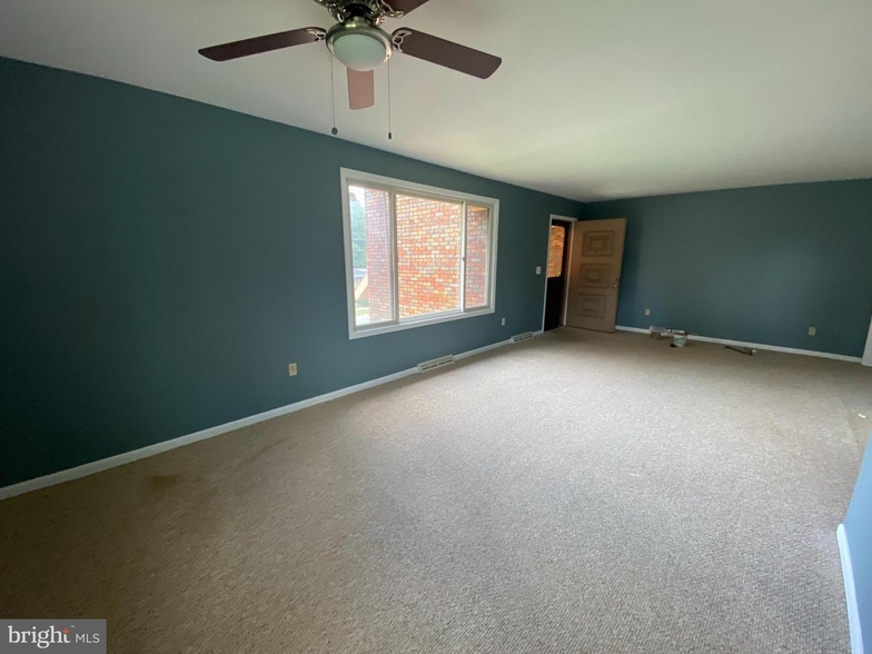 More Photos Of 1071 E Landis Ave, Vineland Medical For Sale