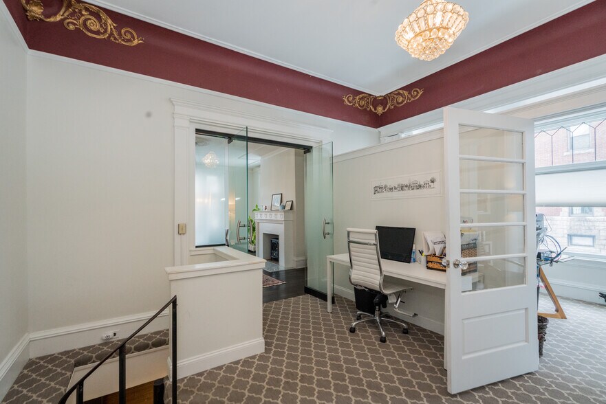 More Photos Of 48 Union Ave, Saratoga Springs Specialty For Sale