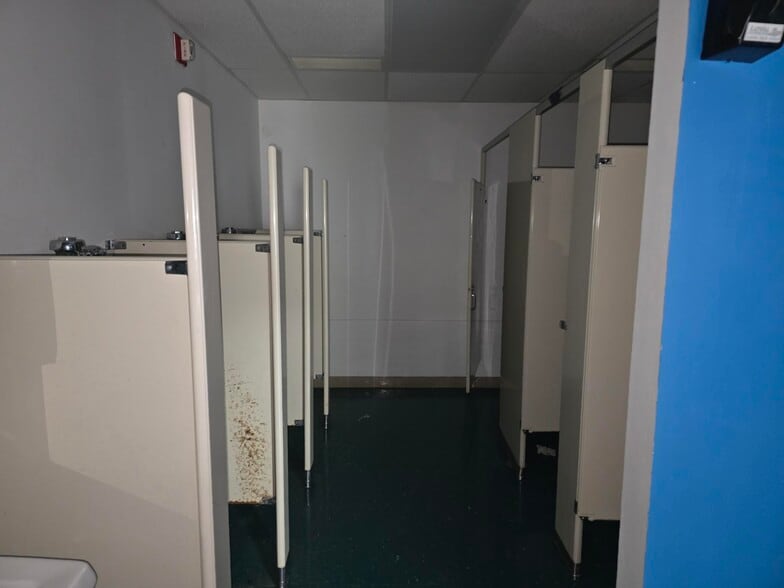 More Photos Of 3 Battaile Dr, Winchester Lodge Meeting Hall For Sale