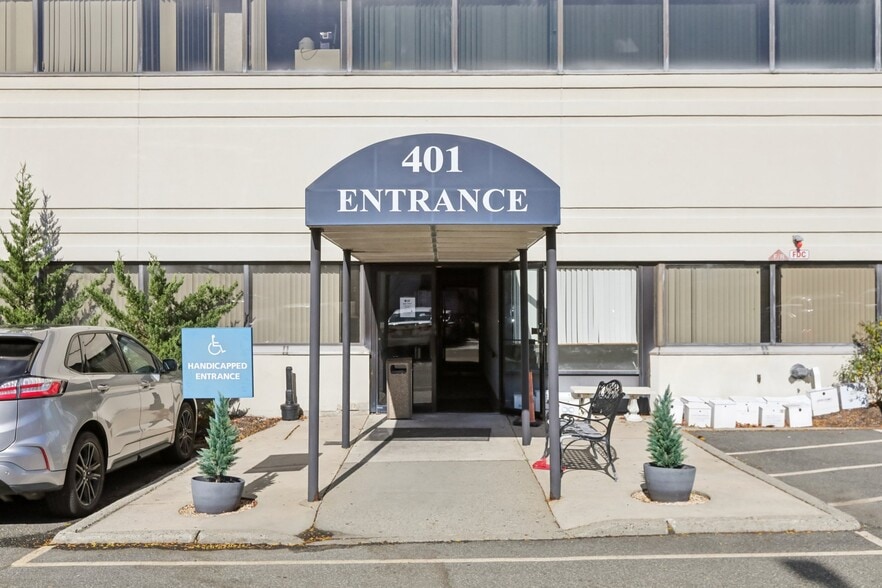 More Photos Of 401 Hamburg Turnpike, Wayne Medical For Sale