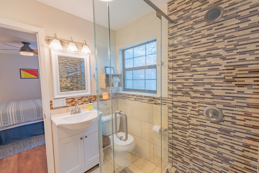 More Photos Of 108 E Barker Creek Dr, Scroggins Specialty For Sale