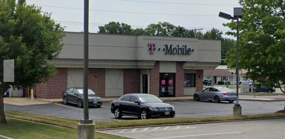More Photos Of 1600 W Hwy 50, O'Fallon Freestanding For Lease