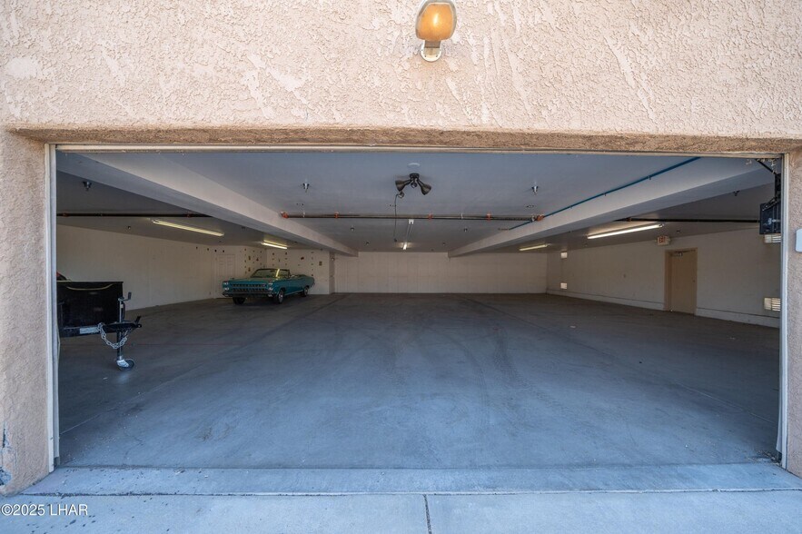 More Photos Of 1515 N Lake Havasu Ave, Lake Havasu City General Retail For Sale