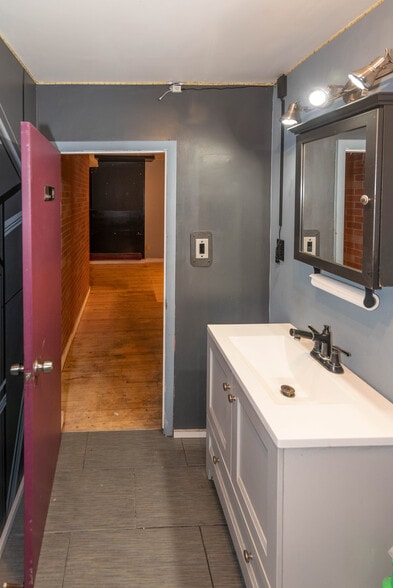 More Photos Of 4905 Liberty Heights Ave, Gwynn Oak Storefront Retail Residential For Sale