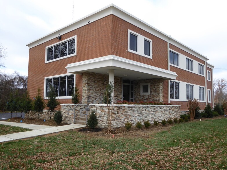 Primary Photo Of 1201 Old Francis Rd, Glen Allen Office For Sale