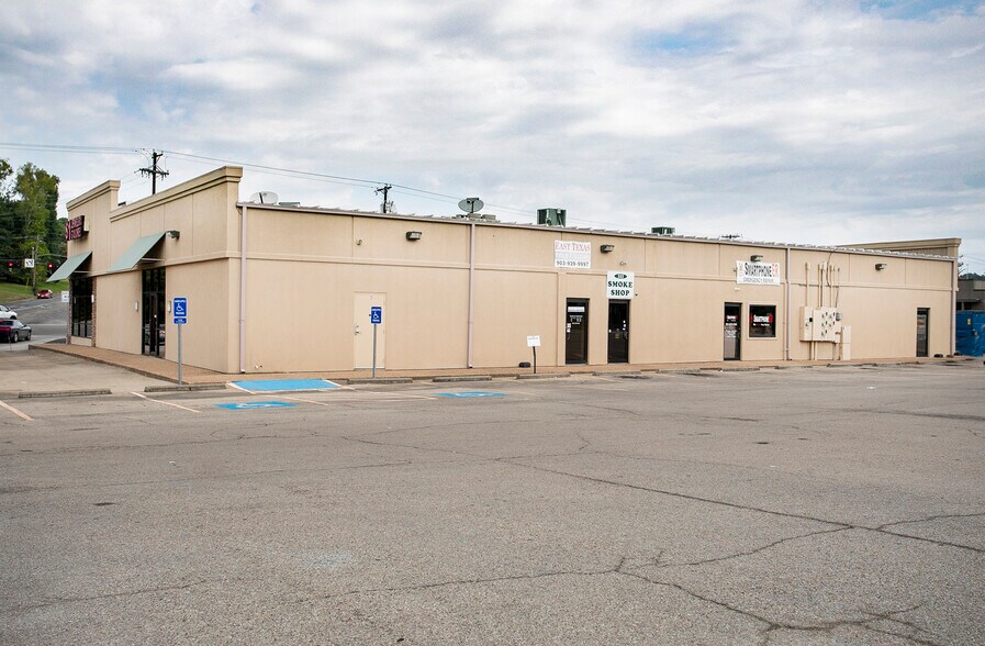 More Photos Of 1801 E Southeast Loop 323, Tyler Freestanding For Lease