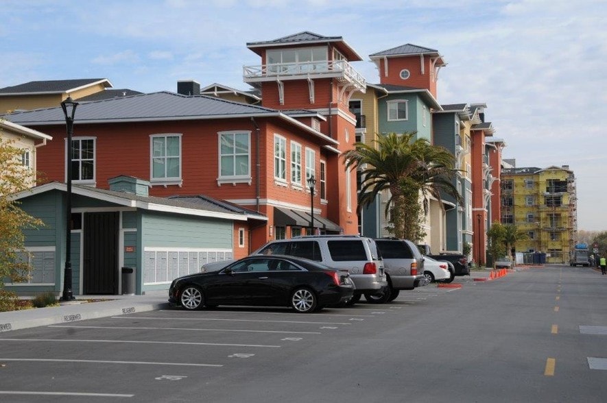 More Photos Of 643 Bair Island Rd, Redwood City Office For Lease