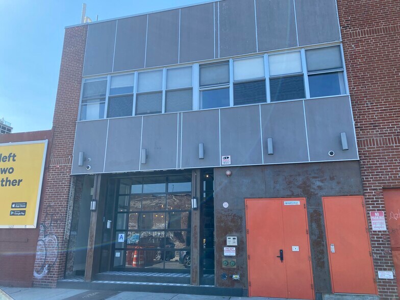More Photos Of 190 N 14th St, Brooklyn Restaurant For Lease