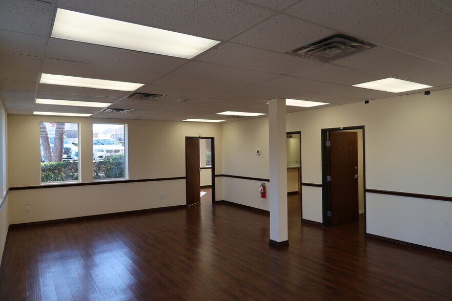 More Photos Of 2300 Rockbrook Dr, Lewisville Office For Lease