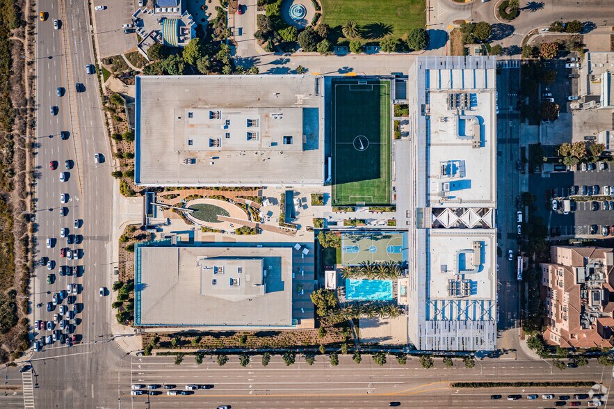 More Photos Of 5533 Waters Edge Way, Playa Vista Office For Lease