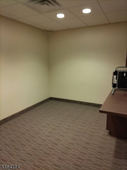 More Photos Of 250 Old New Brunswick Rd, Piscataway Unknown For Lease