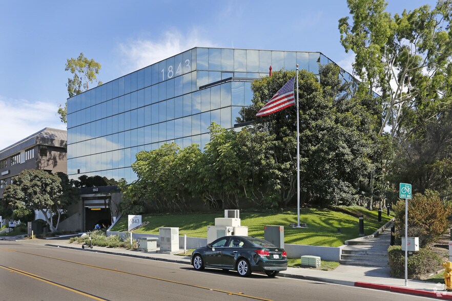 More Photos Of 1843 Hotel Cir S, San Diego Office For Sale