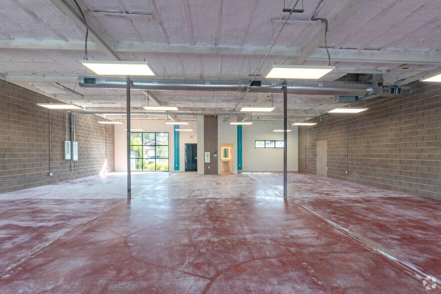 More Photos Of 259-261 Moffett Blvd, Mountain View Storefront Retail Office For Sale