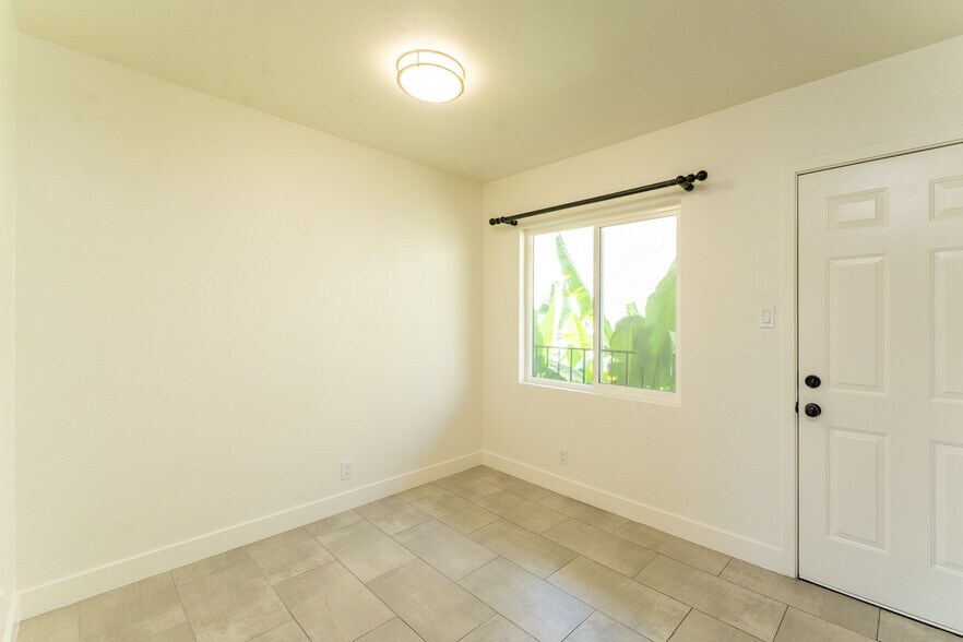 More Photos Of 4309 W Adams Blvd, Los Angeles Apartments For Sale