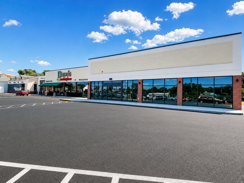 More Photos Of 2574 W Shore Rd, Warwick General Retail For Lease