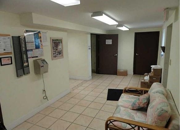 More Photos Of 13977-13981 SW 140th St, Miami Light Distribution For Sale