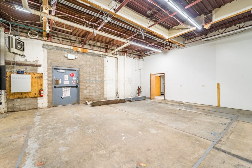 More Photos Of 2201 Grand Ave, Wausau Unknown For Lease